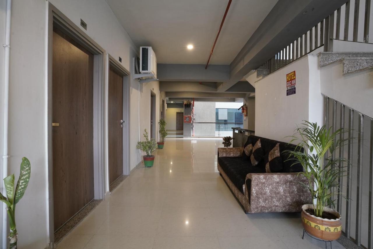 Hotel Ggc Inn Ahmedabad Extérieur photo